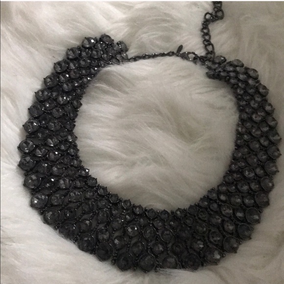 Statement necklace from EXPRESS - Picture 1 of 3